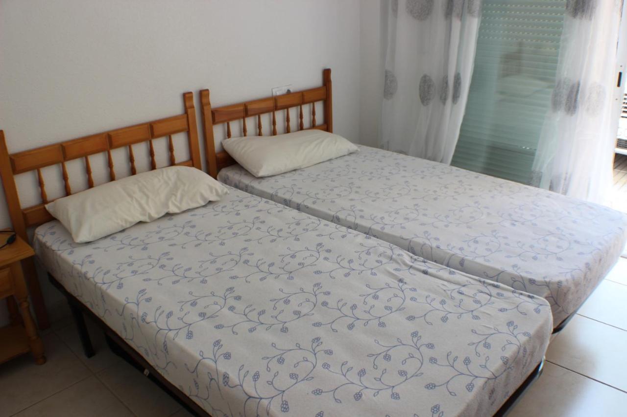 Port Estrella 24 Villa Roses Eksteriør bilde